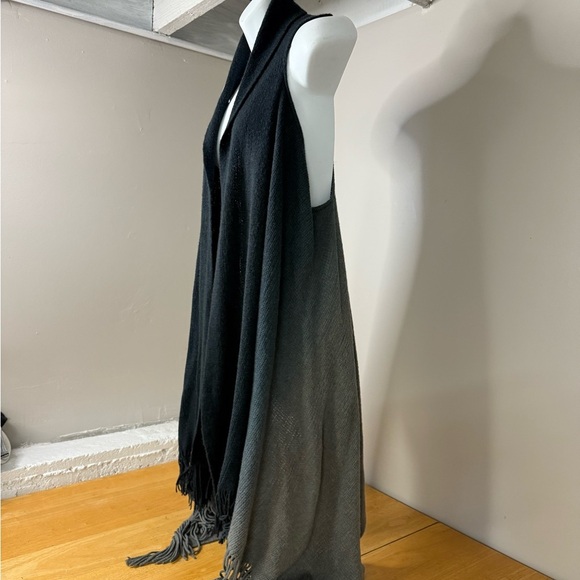 A&O International Women’s Gray/black Cardigan Large - Picture 2 of 8